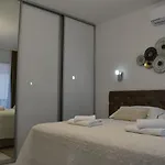 Lauvi, Free Fiat 500 Cabriolet, Scooters , Ps5 Villa *